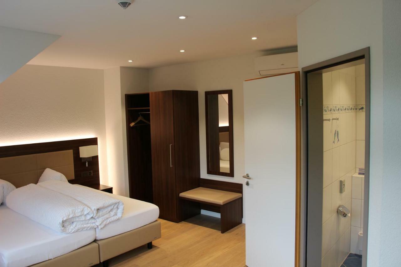 Seehotel Delphin Meisterschwanden ภายนอก รูปภาพ